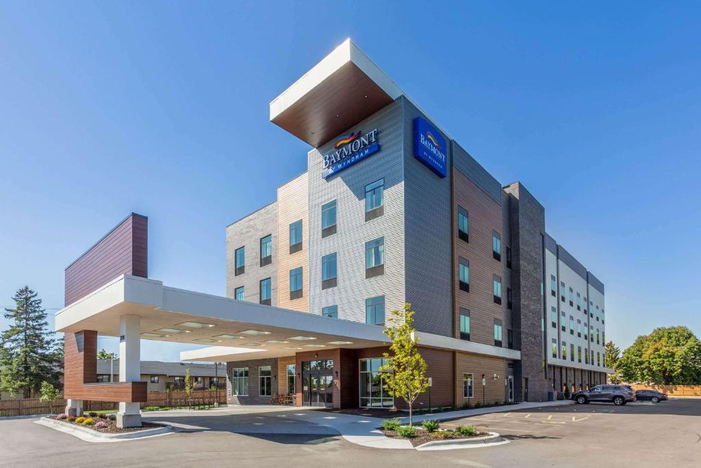 Baymont Inn & Suites by Wyndham Madison image