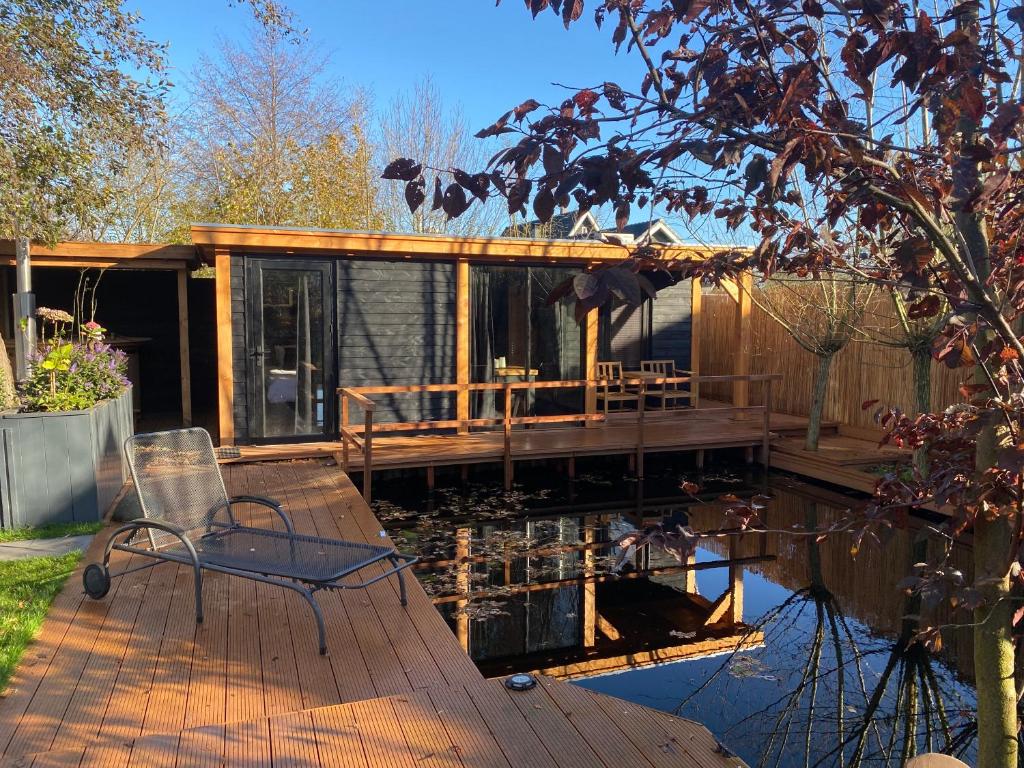 Casa aan de Plas, B&B met hottub en jacuzzi photo 4