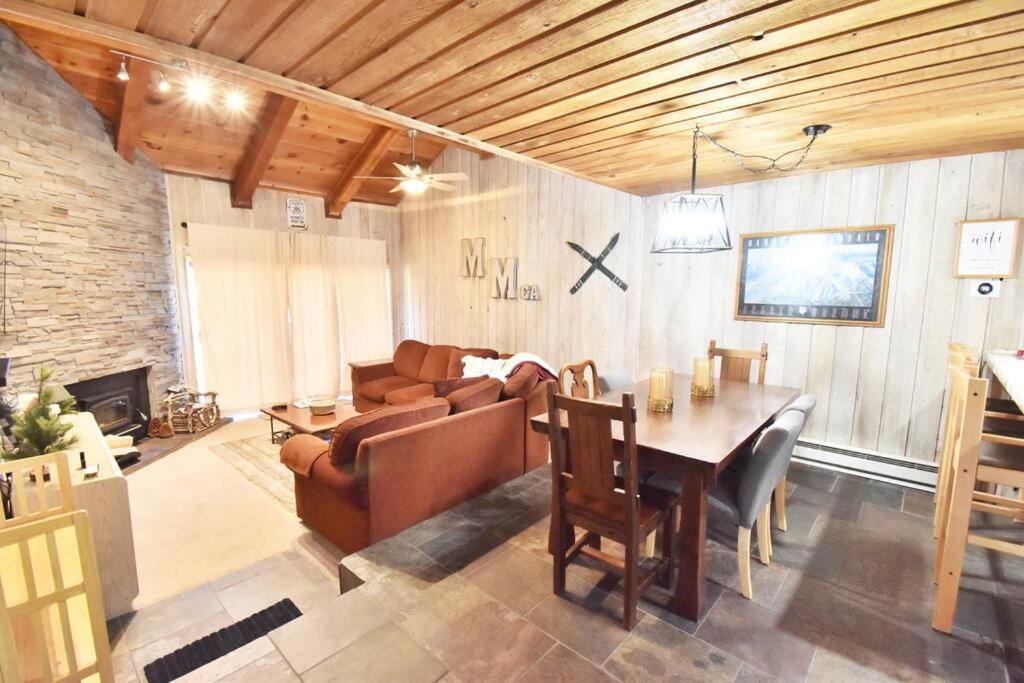 COZY Condo at Canyon Lodge! Sleeps 8, a walk to Canyon Lodge photo 1