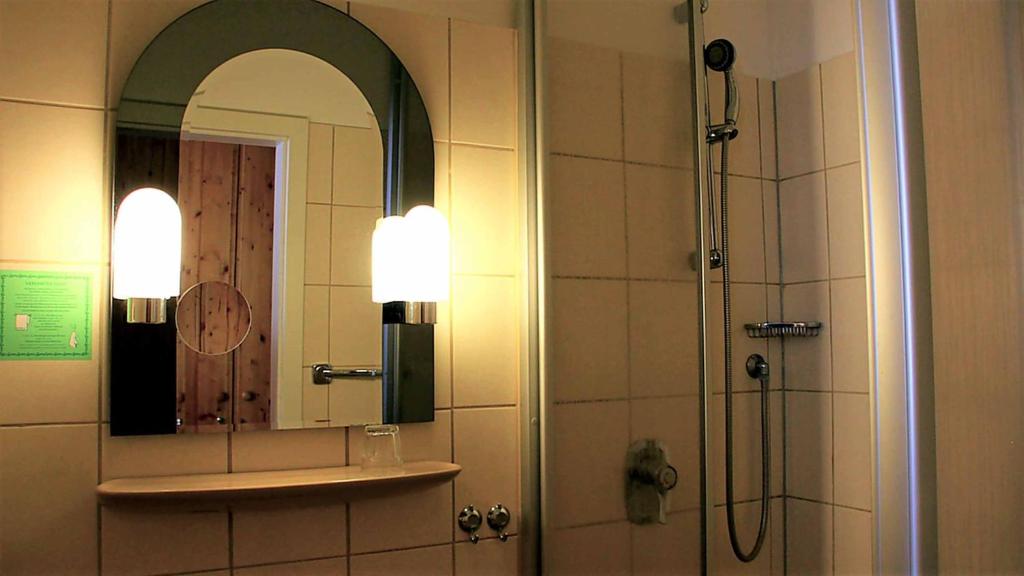 Hotel Gasthof Zum weissen Lamm photo 4