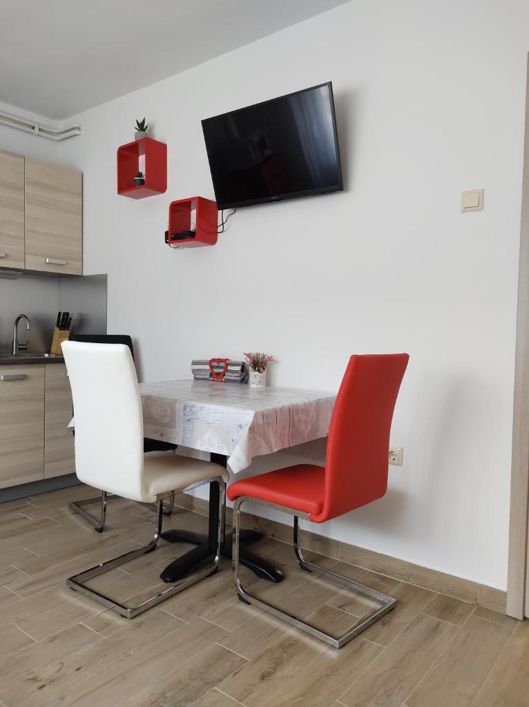 Happy Apartment photo 1