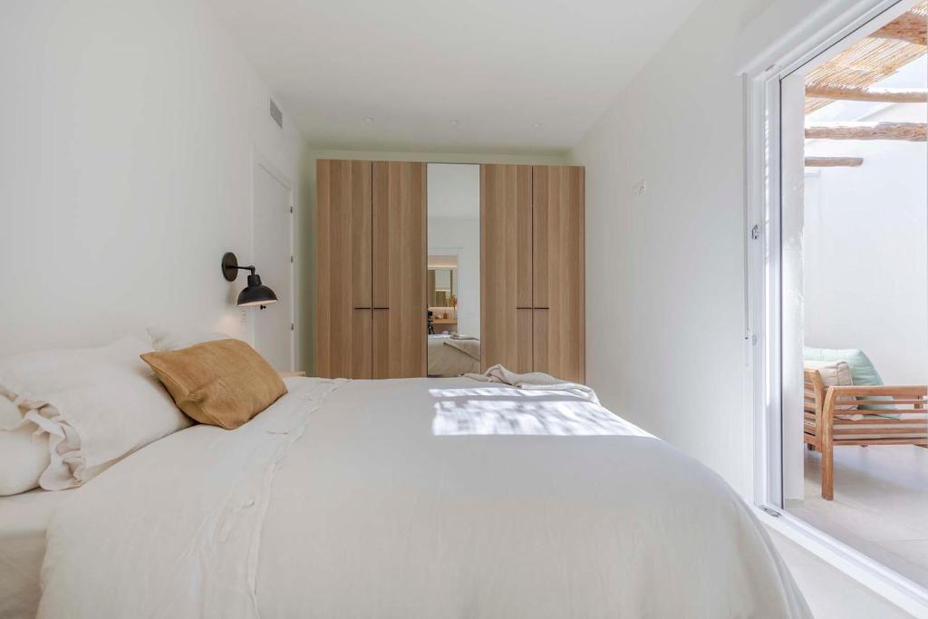 Agradable casa con patio interior. photo 4