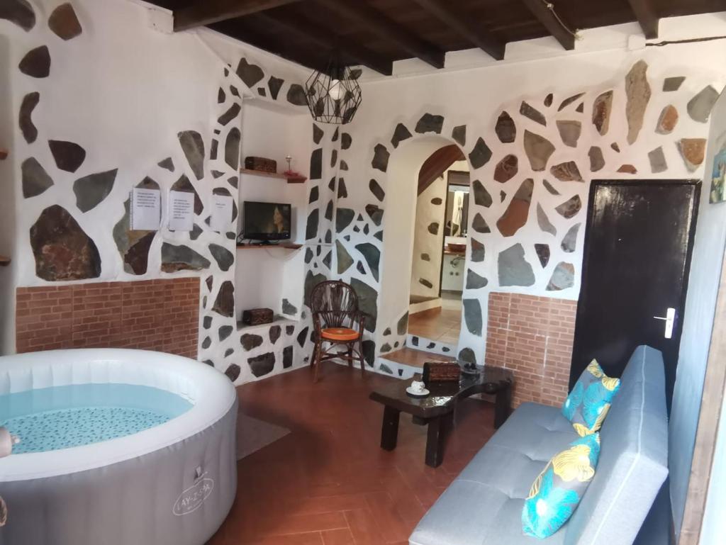 Casita Rural con Jacuzzi climatizado. photo 2