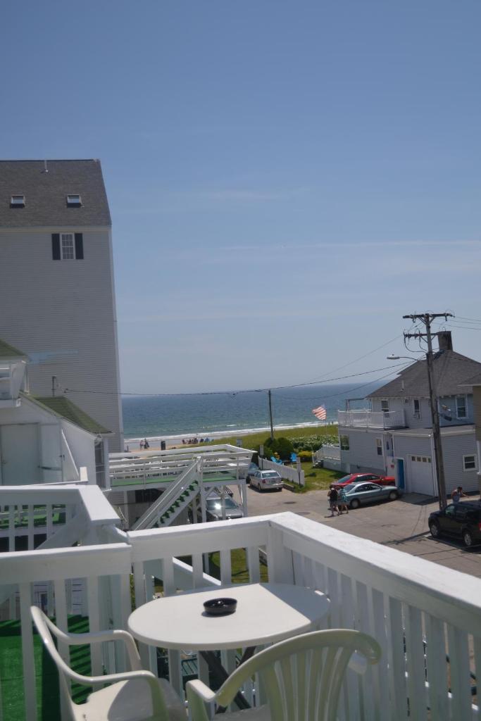 The New Oceanic Inn image