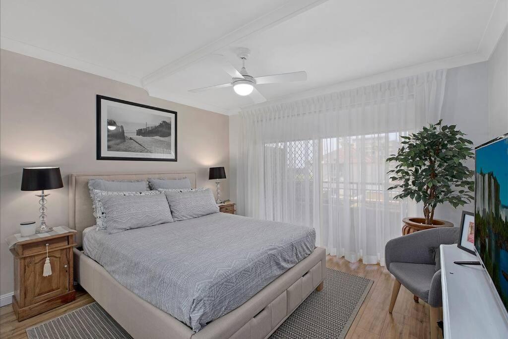 Spacious 2BR near The Entrance Beach - 7Min Walk! photo 2