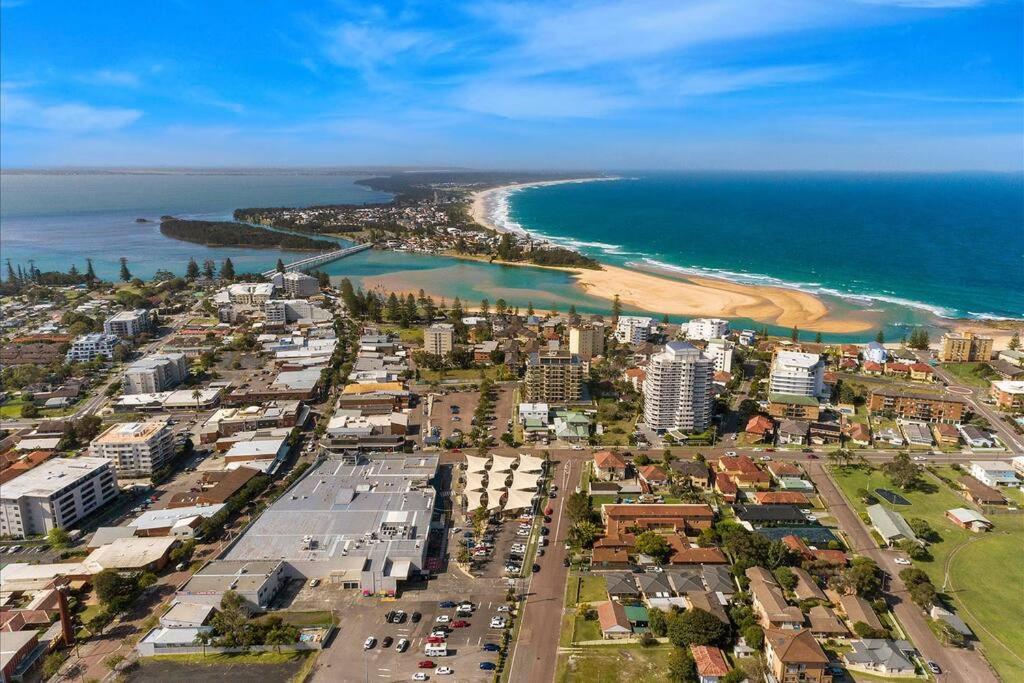 Spacious 2BR near The Entrance Beach - 7Min Walk! photo 4
