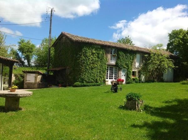 L'Oustal Chambres et Tables d'Hôtes photo 3