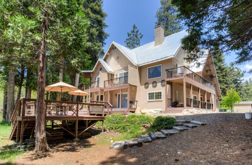 Big Creek Inn image
