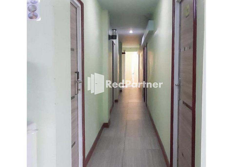 Guest House Anak Raja Pangkalan Bun Syariah Mitra RedDoorz photo 2