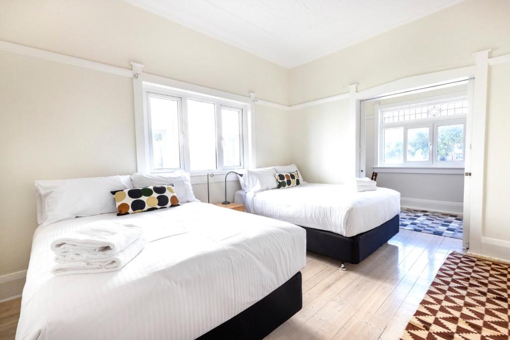 Chic Bondi Beach Pad photo 3