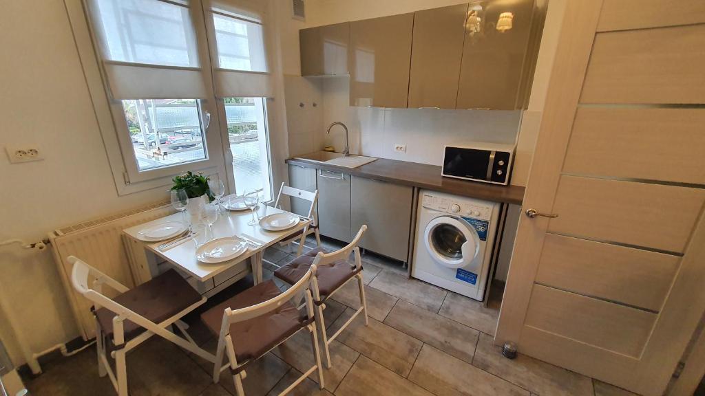 Appartement avec parking gratuit proche de Village de Marque photo 1