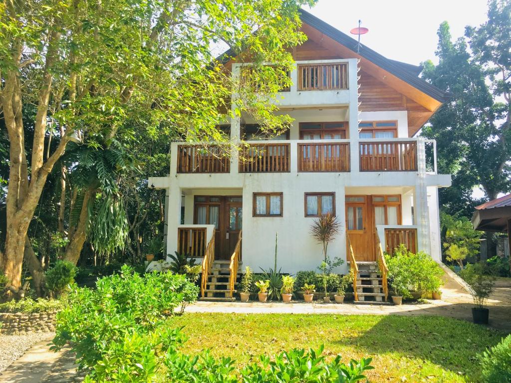 Pahiluna Guesthouse photo 3