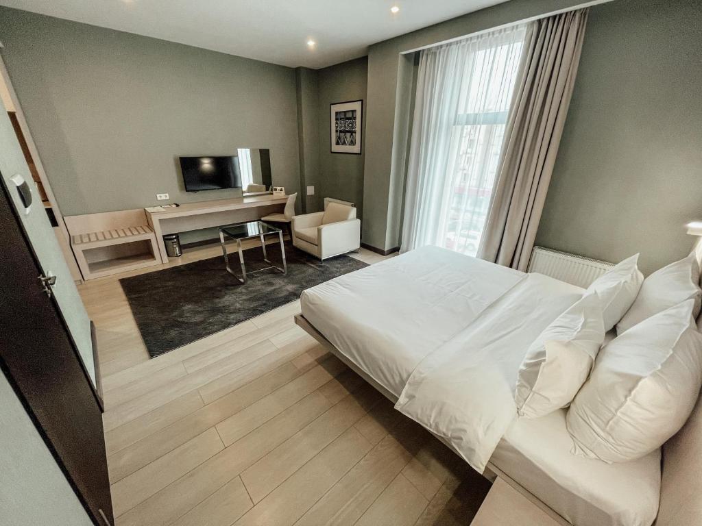 Resident City Hotel photo 4
