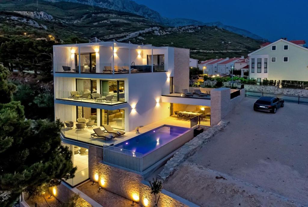 Luxury Villa Delight II Promajna with pool, gym, sauna and jacuzzi photo 1