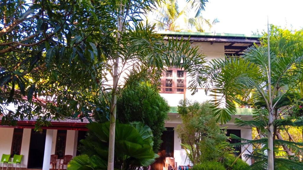 Riverside Lal Homestay photo 1