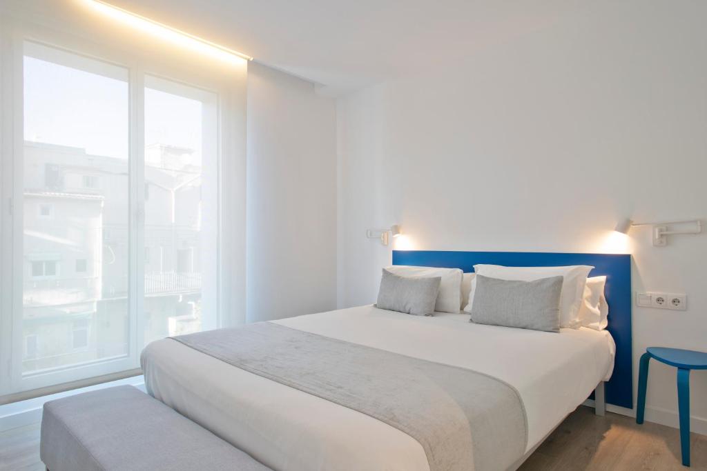 Lugaris Beach Apartments photo 2