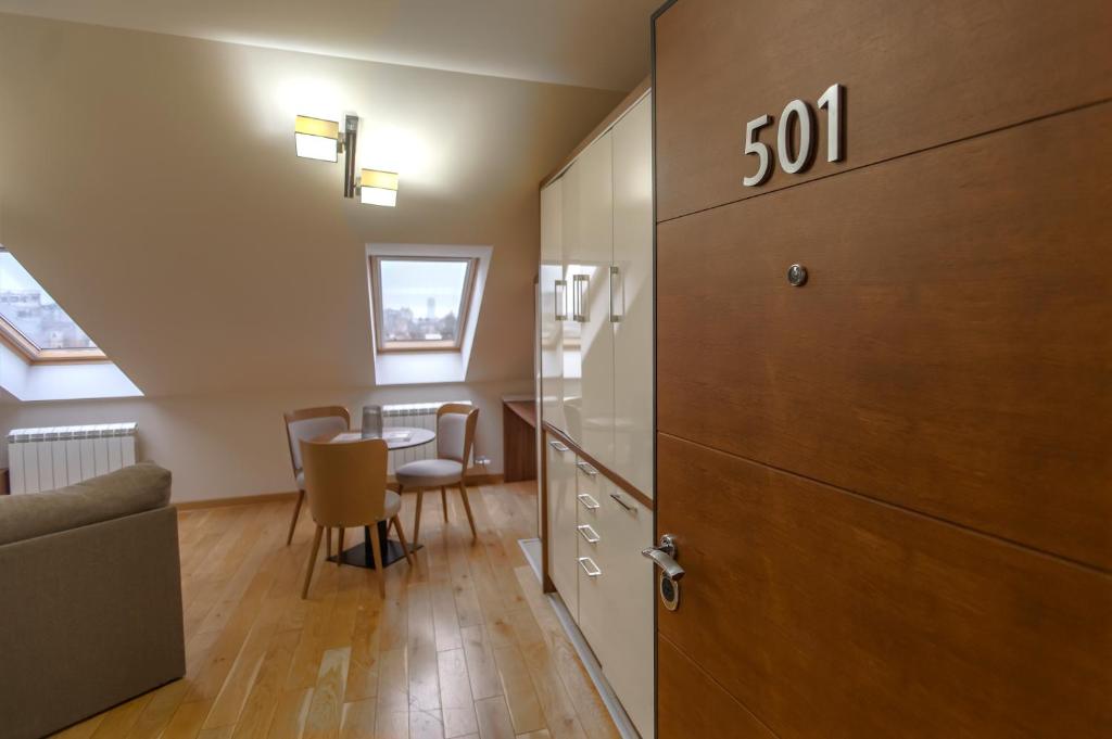 Apartman 501 photo 3