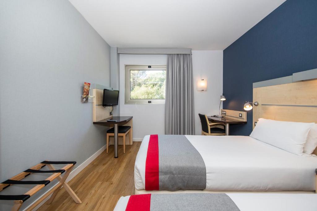 Holiday Inn Express Barcelona - Montmeló, an IHG Hotel photo 1
