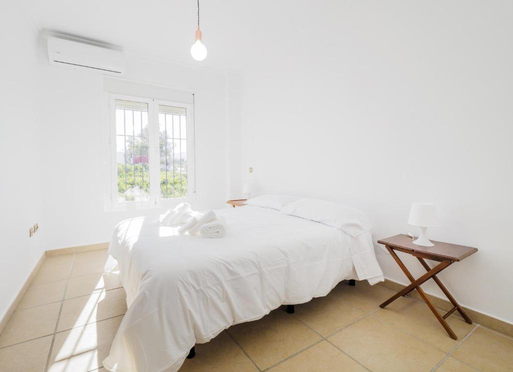 Cubo's Villa Plumaria de Alhaurin - Tap to explore photos