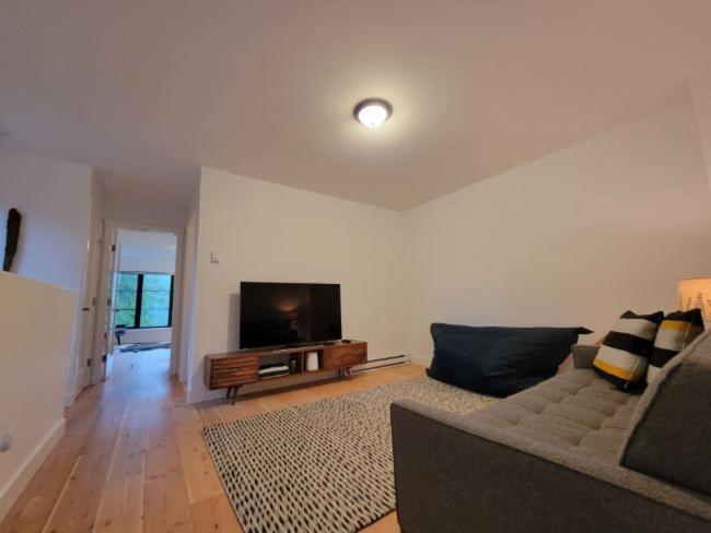 Reef Point Cottages photo 1