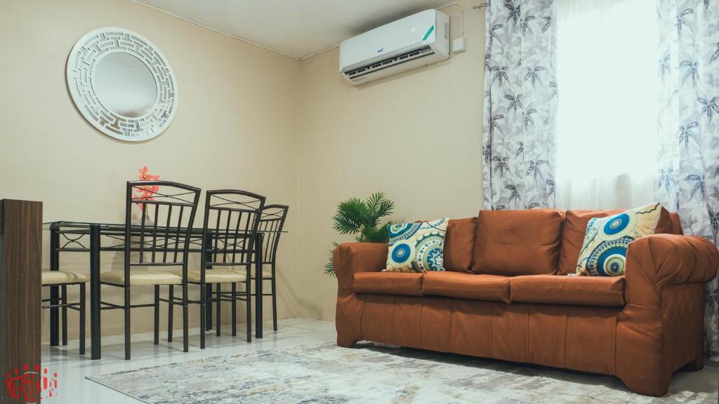 Yhavarees Comfy Oasis 2-Bed Aprt- Central & Secure photo 2