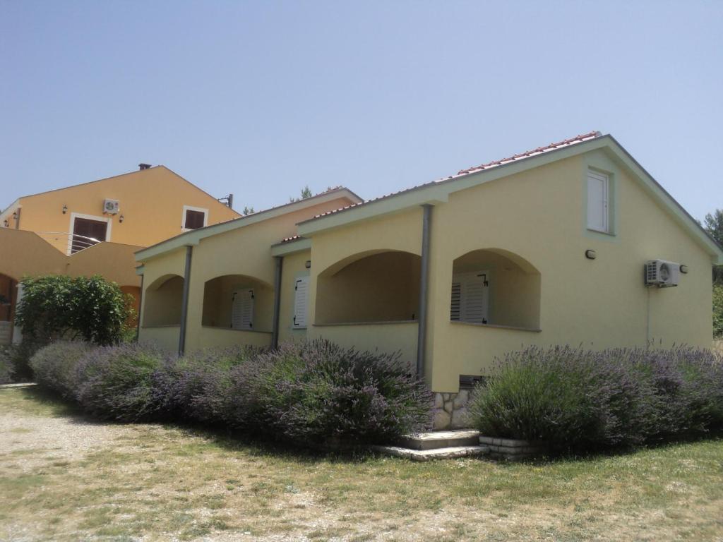 Apartments Mikecin photo 1