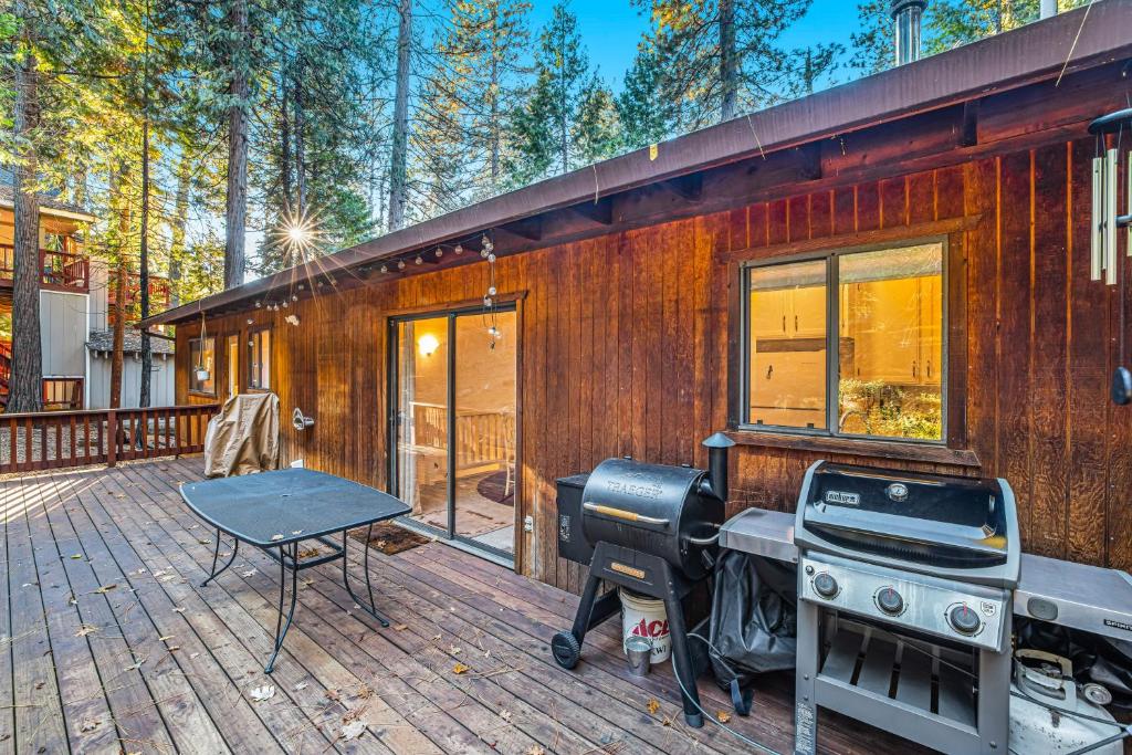 Cabin In The Woods photo 2