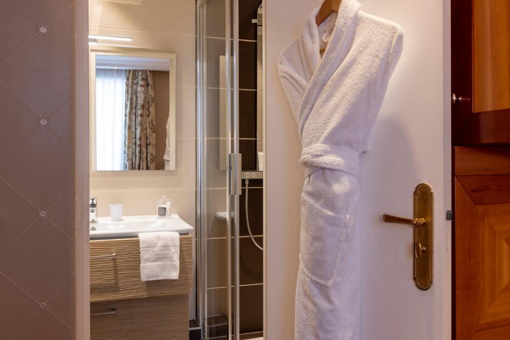 Одноместный (Стандартный одноместный номер), Hôtel Le Regent Paris
