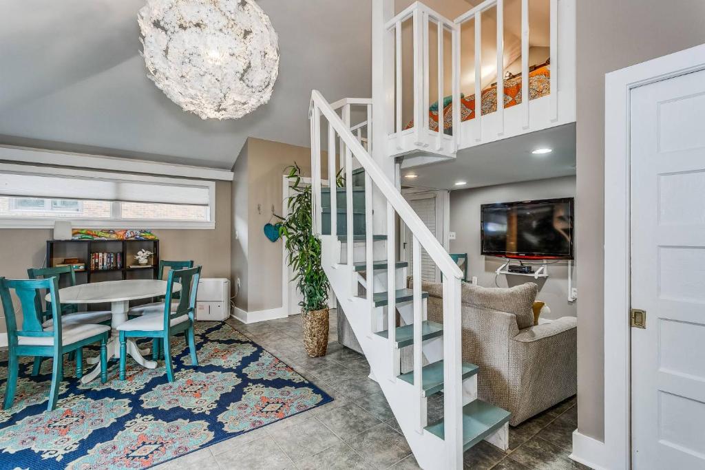 Moreno Street Loft photo 1