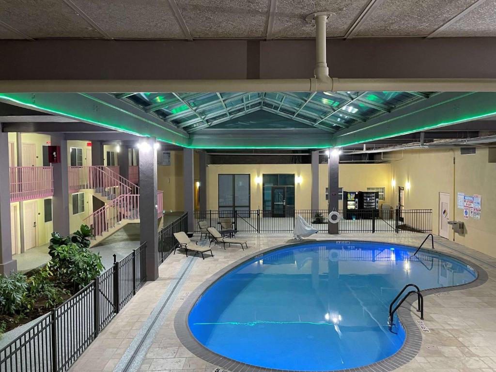 SureStay Plus Hotel by Best Western Odessa photo 3
