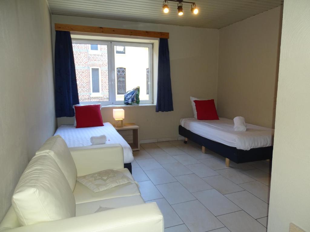 Condo Gardens Leuven - Budget Studio Twin photo 2