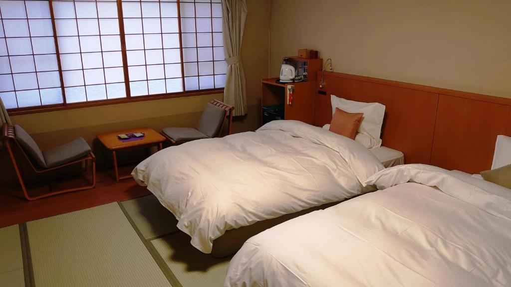 Takinoya Bekkan Tamanoyu photo 1