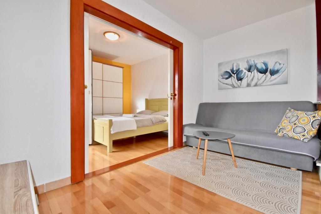 Lovely apartment few minutes from the beach photo 3
