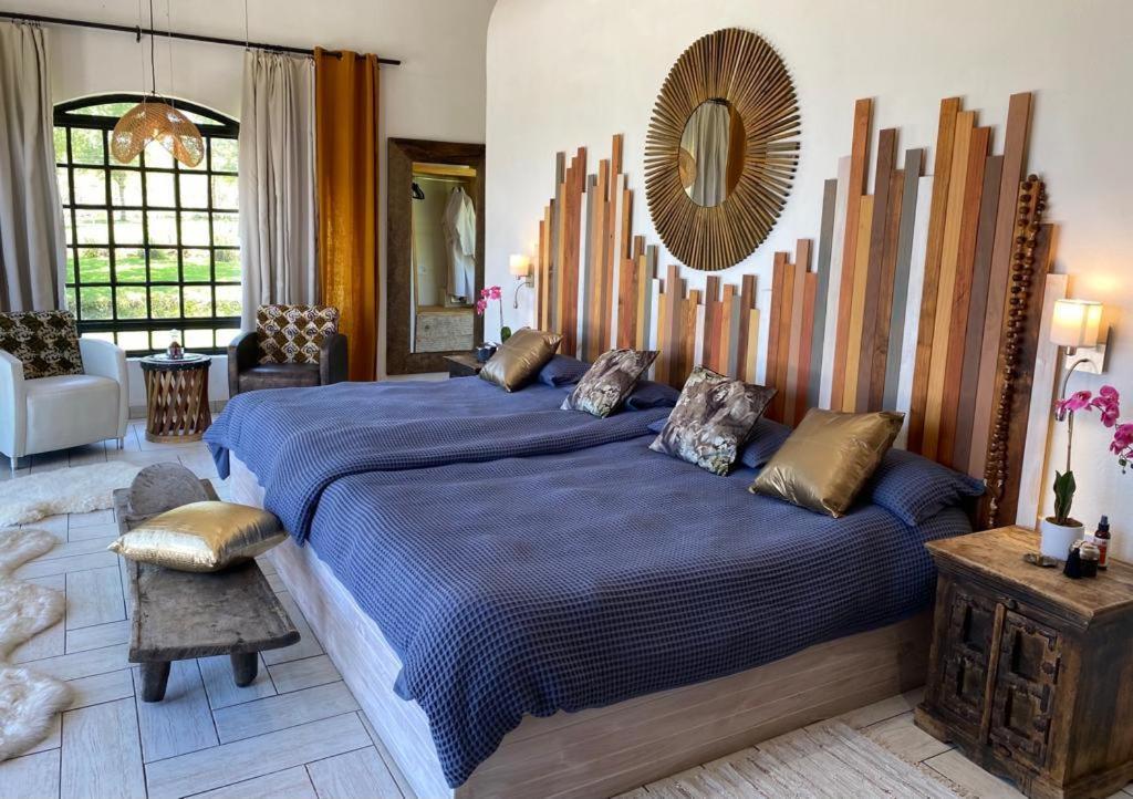 hippomoon lodge photo 2