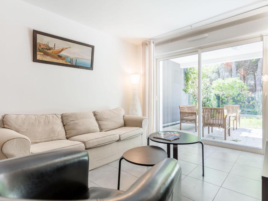 Apartment Les Pins Parasols - AGL350 by Interhome photo 3