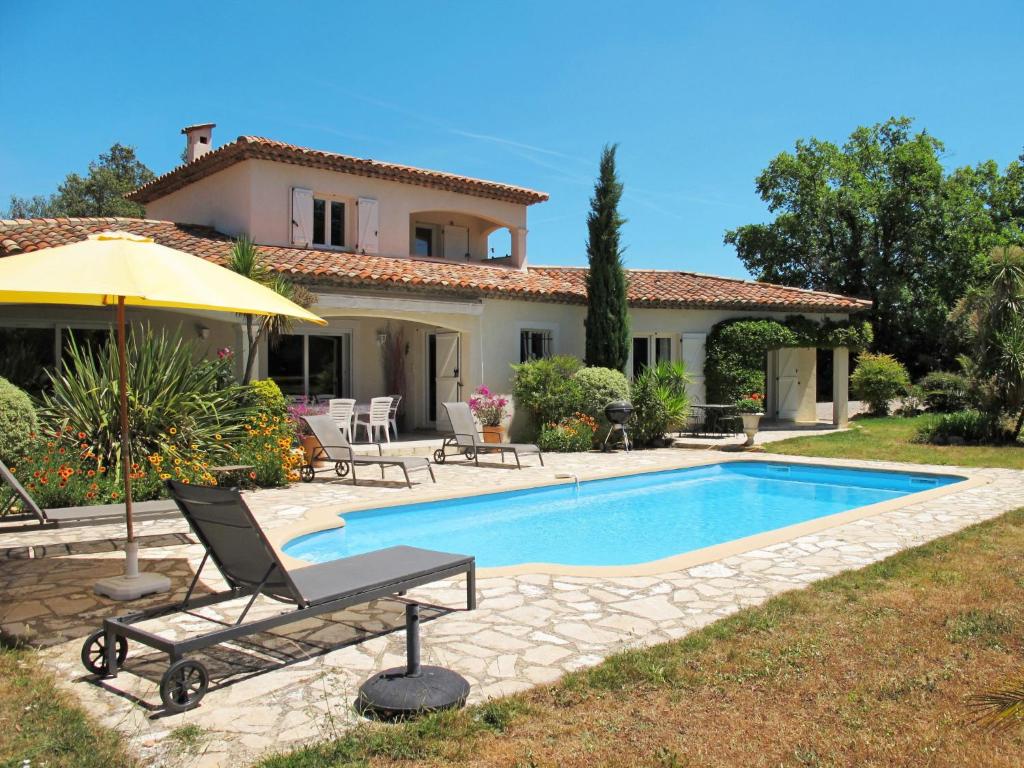 Holiday Home Les Piboules - LLI150