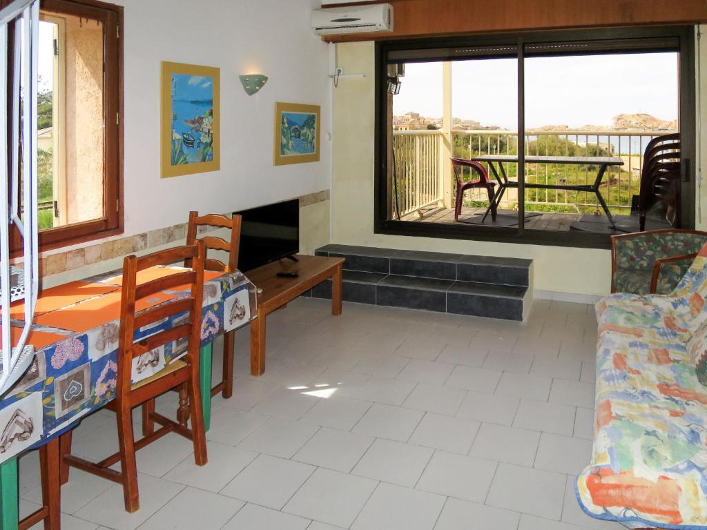 Apartment Résidence de la Plage - IRU151 by Interhome photo 1
