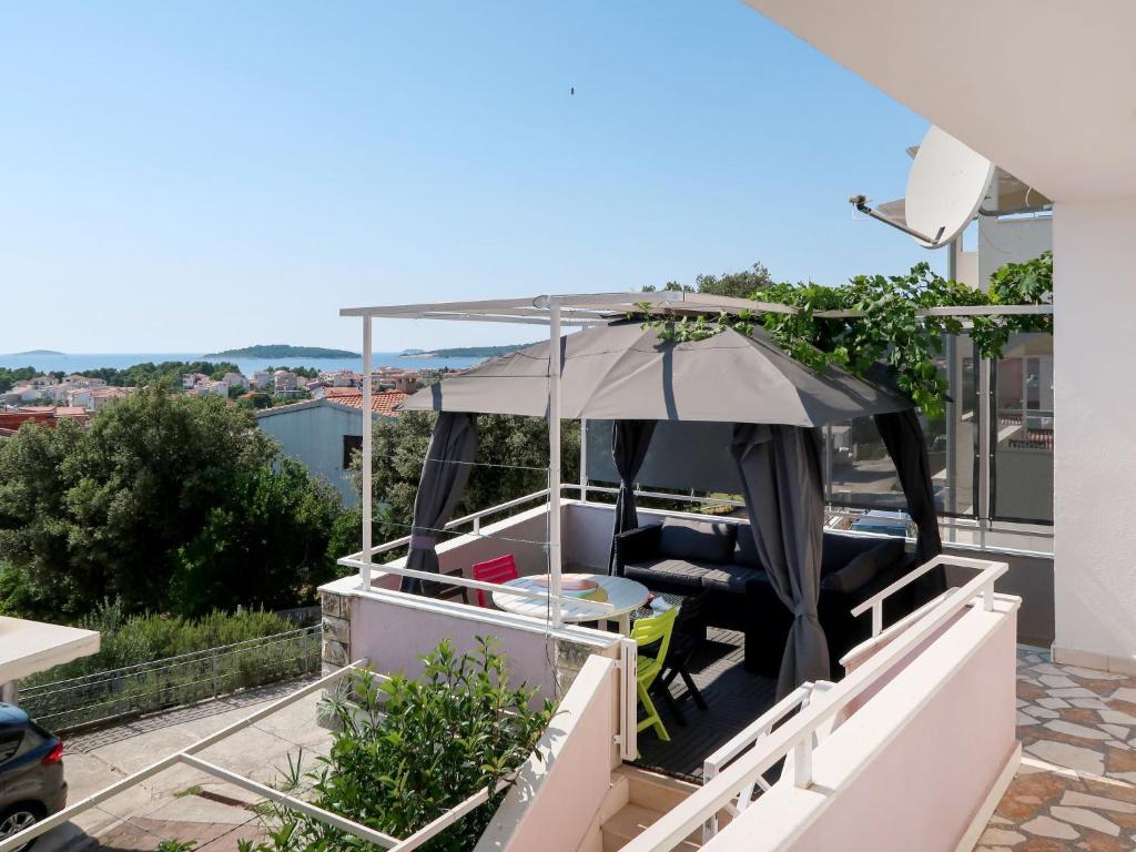 Apartment Ela - ROZ330 by Interhome photo 1