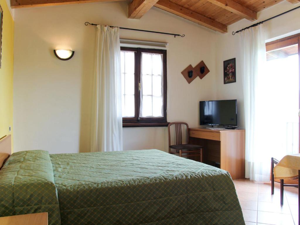 Apartment La Tartufaia-1 by Interhome photo 2