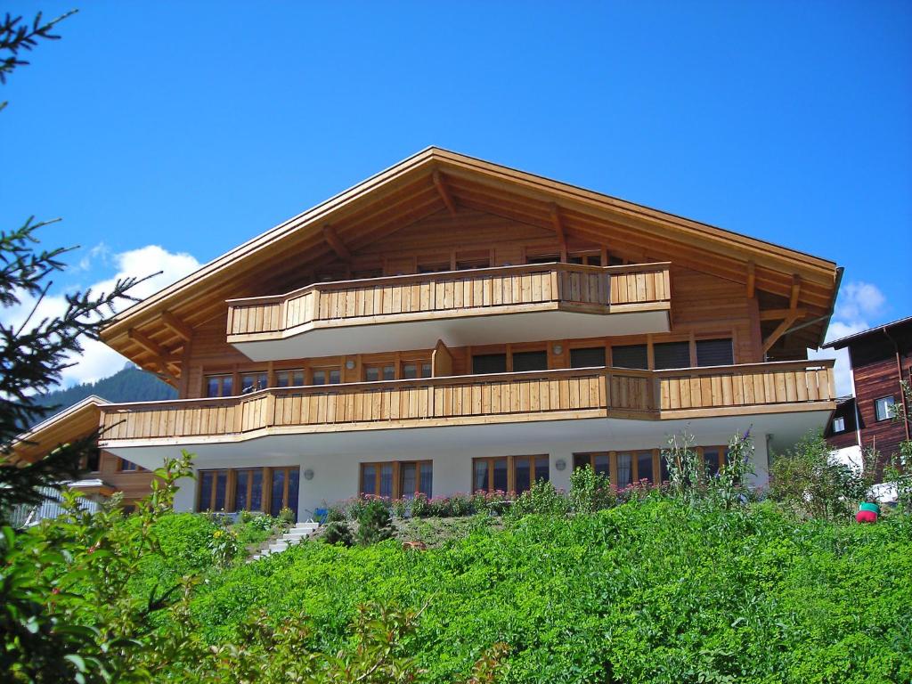Apartment Chalet Pfingsteggblick by Interhome