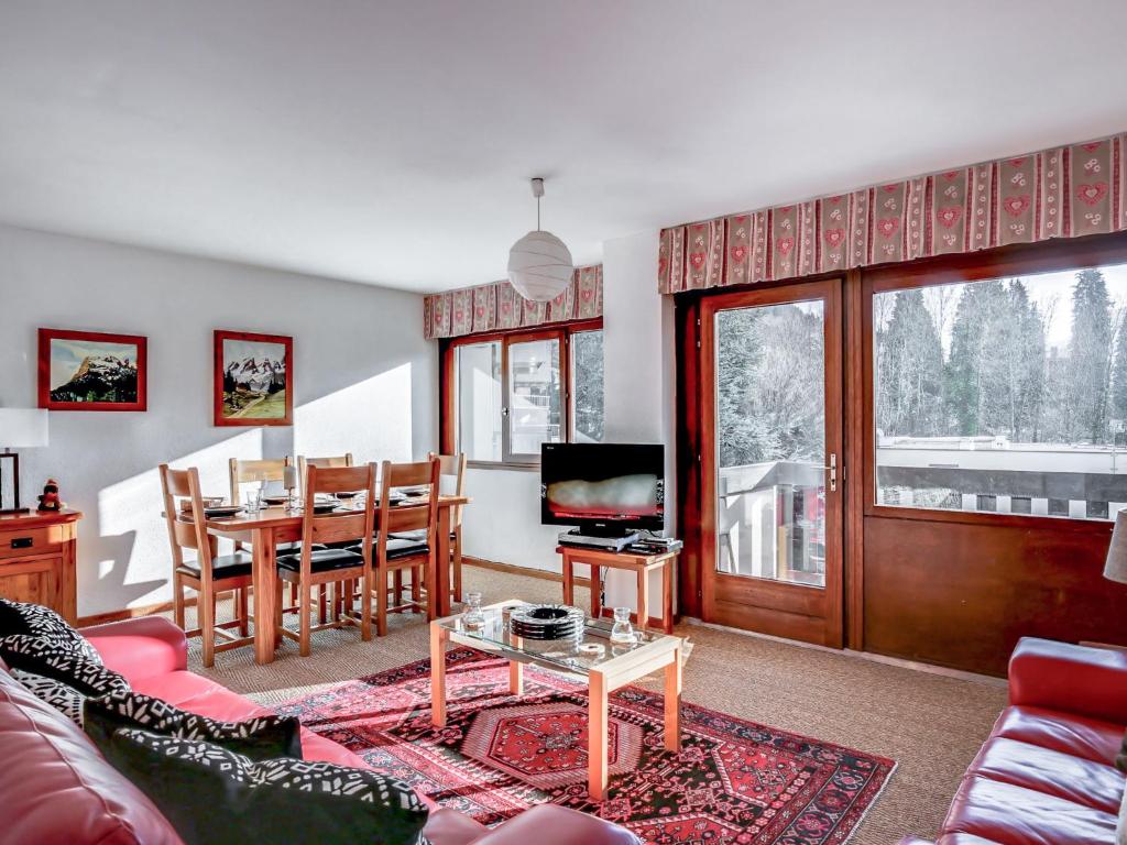 Apartment Fleurs des Alpes-1 by Interhome photo 3