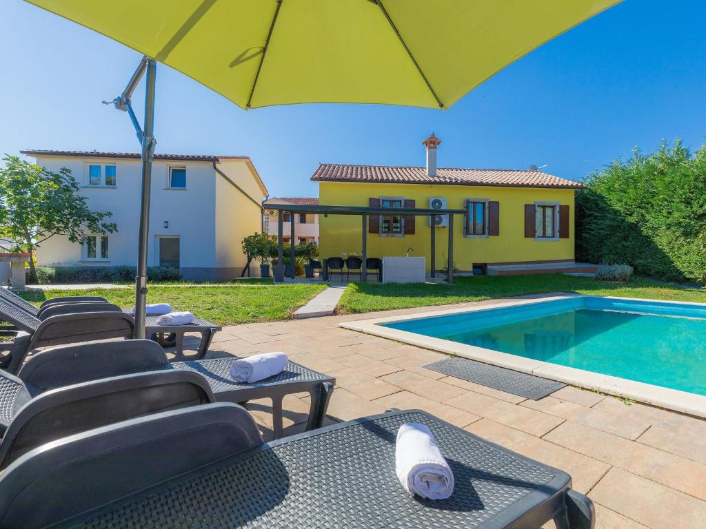 Holiday Home Corina by Interhome photo 1