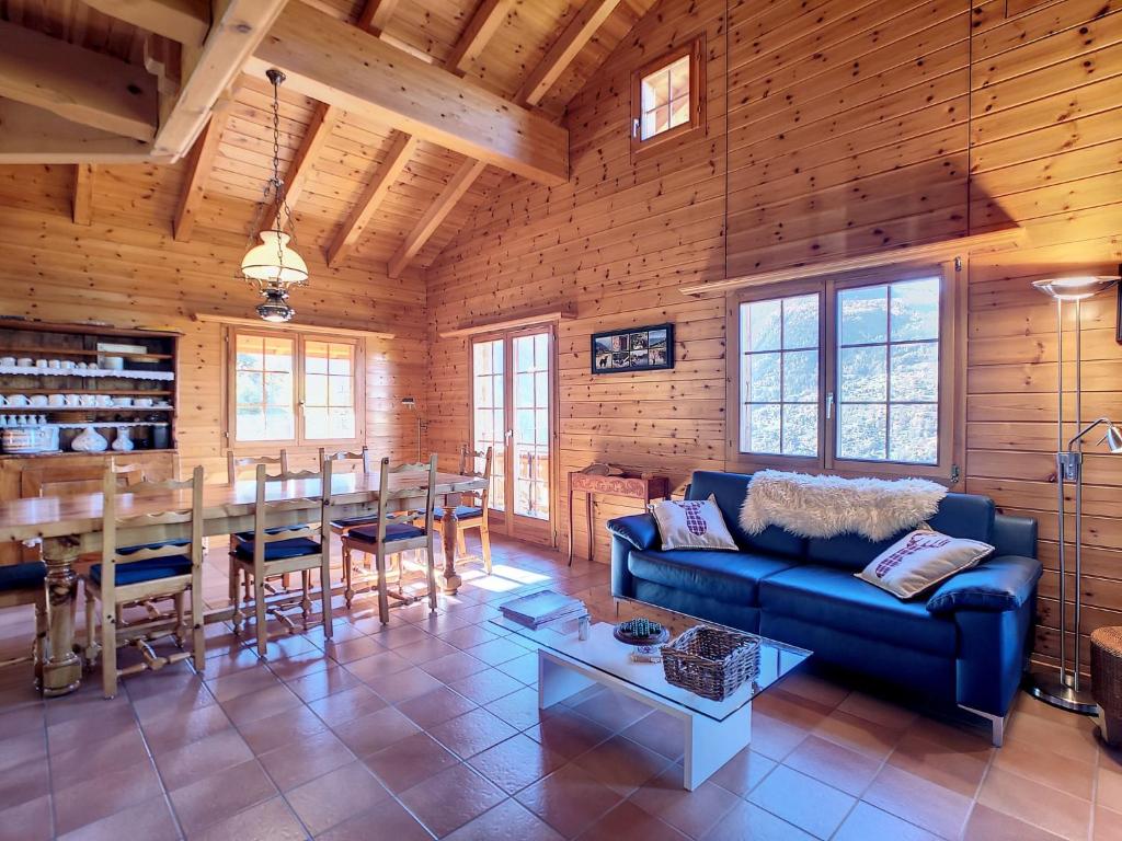 Chalet Les 4 Saisons by Interhome photo 1