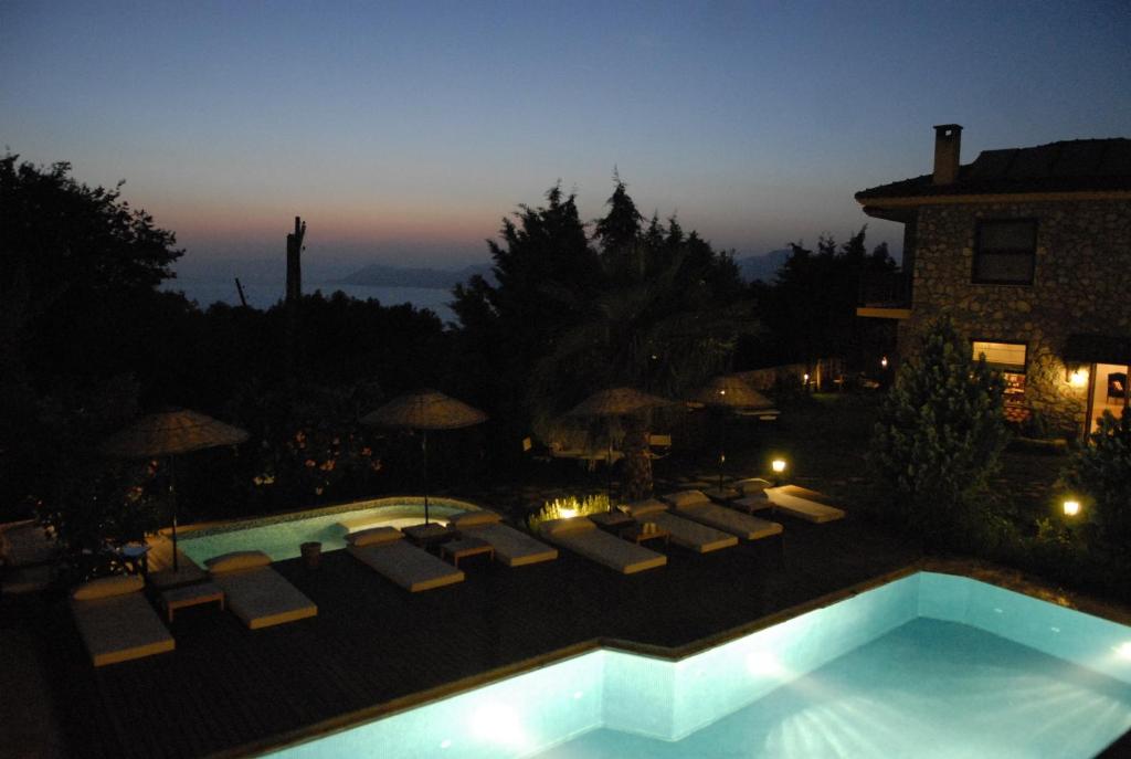 An unspoilt setting, luxurious surroundings and a warm, personal welcome photo 2
