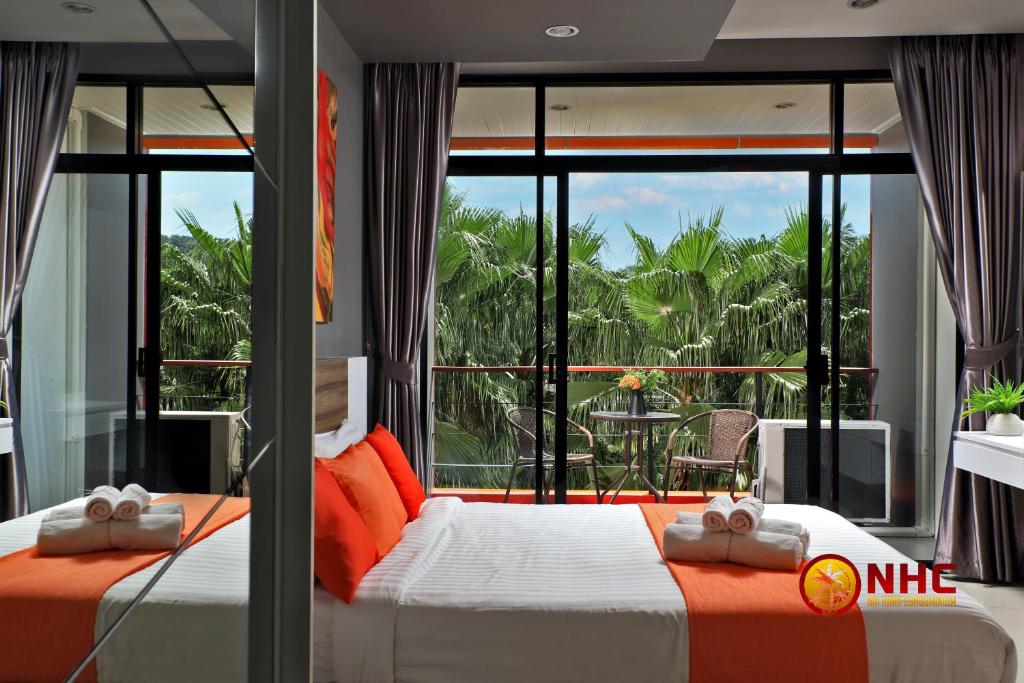 Nai Harn Condominium photo 3