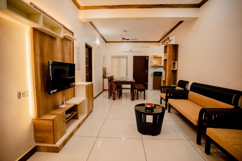 Cliff Way Apartments photo 4
