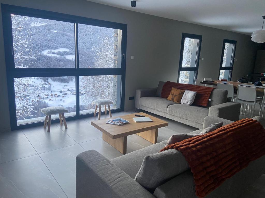 CHALET CONFIDENTIEL VALMOREL - Chalet de Haut de Gamme 4 étoiles 12 personnes photo 2