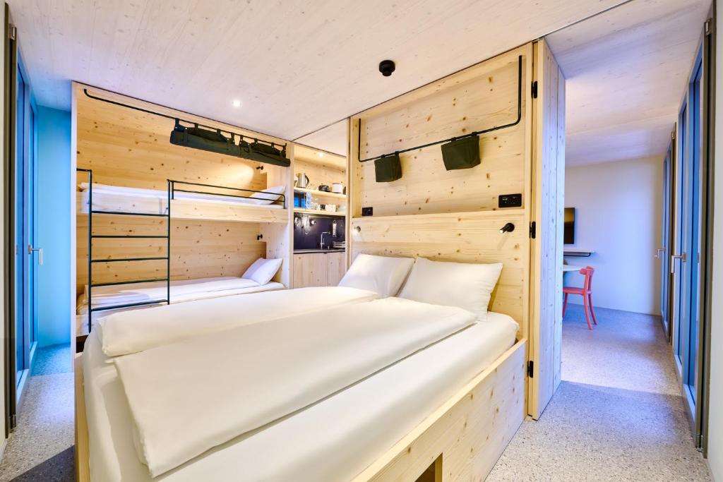 Apart Hotel Adelboden am Dorfplatz photo 2