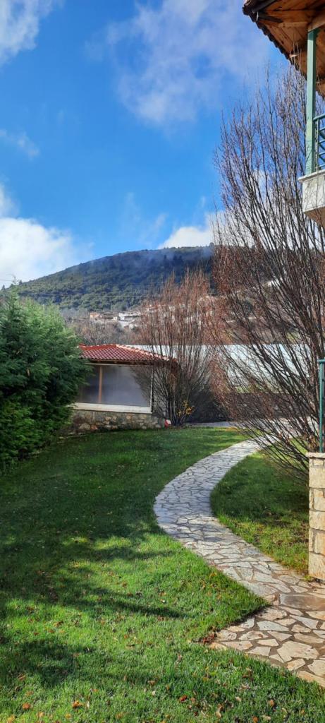 Country Home Giannaras photo 4