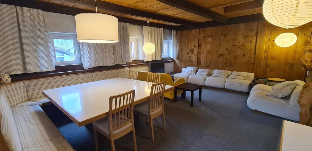 ATI Appartamento stile Chalet dell 800 nel cuore di Ortisei photo 2